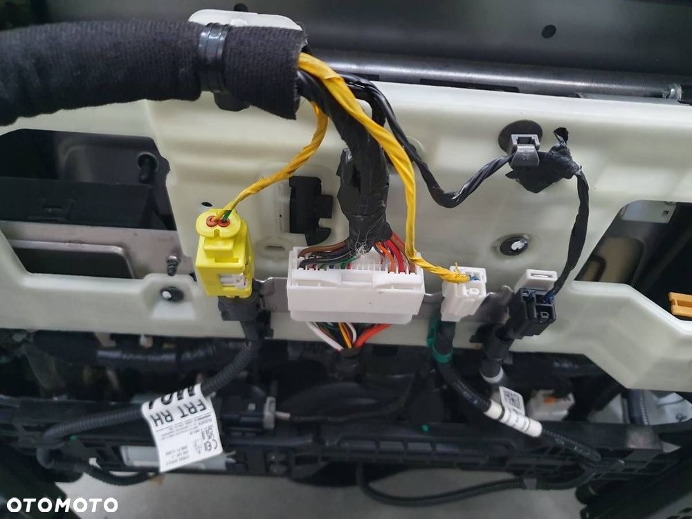 FOTELE KANAPA BOCZKI KOMPLET TRZECI RZĄD KIA SORENTO IV MQ4 EUROPA - 26