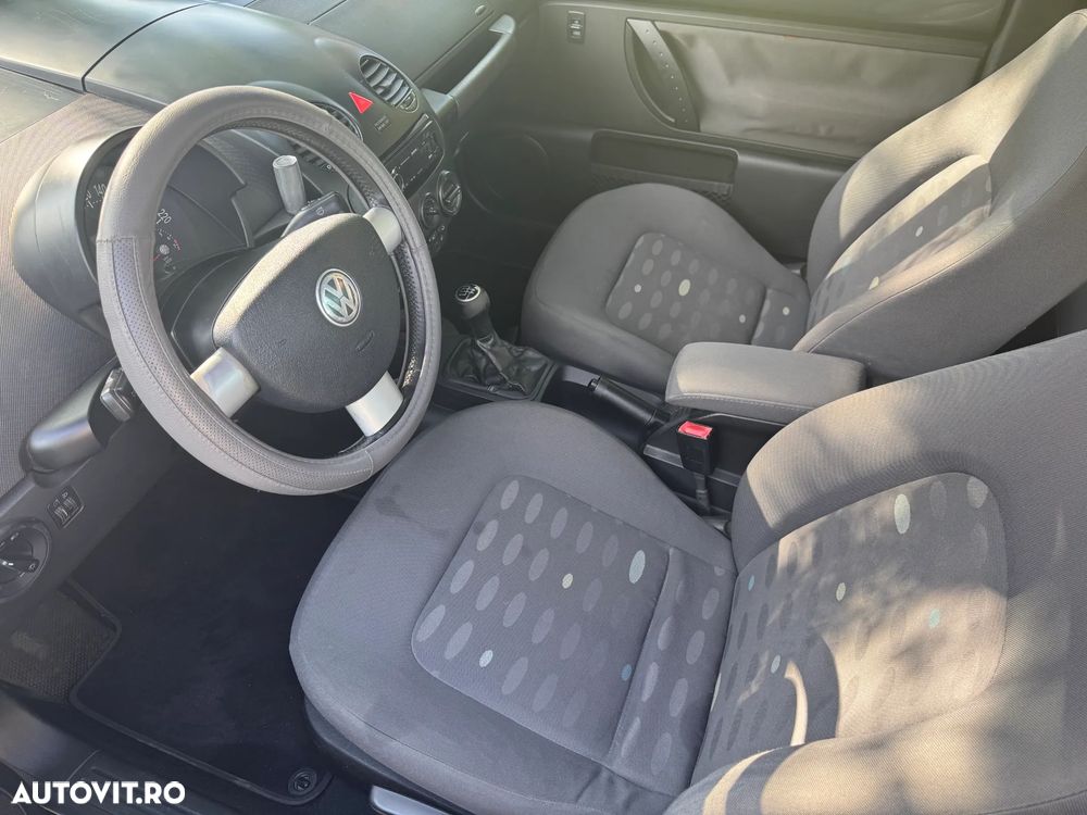 Volkswagen New Beetle 1.6 - 6