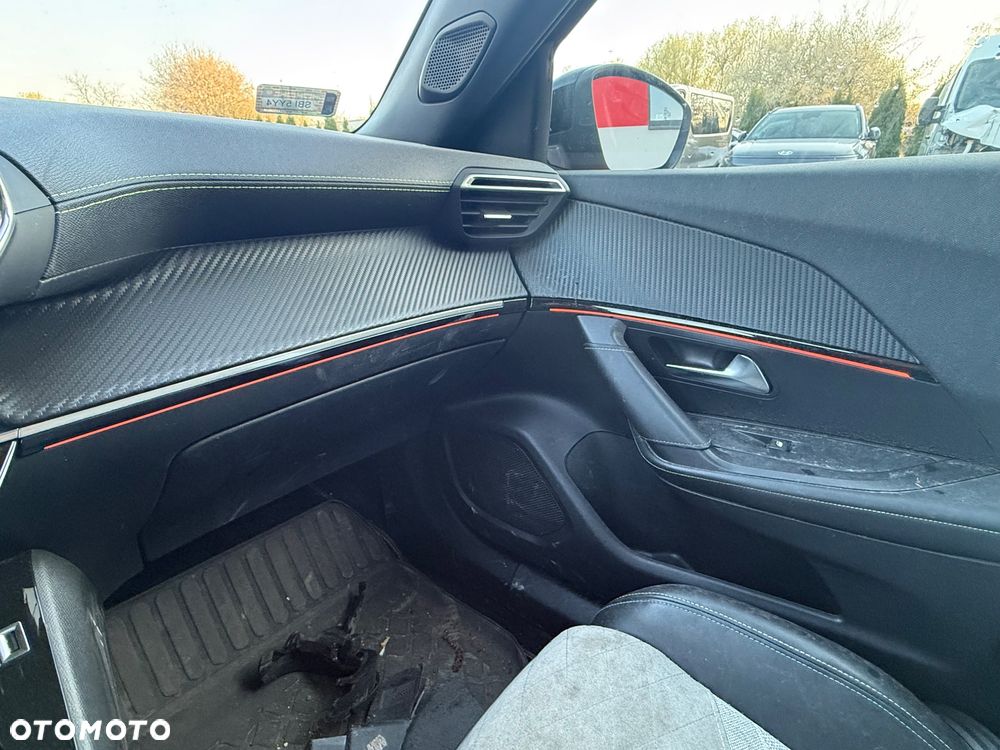 Peugeot 2008 GT Line - 20