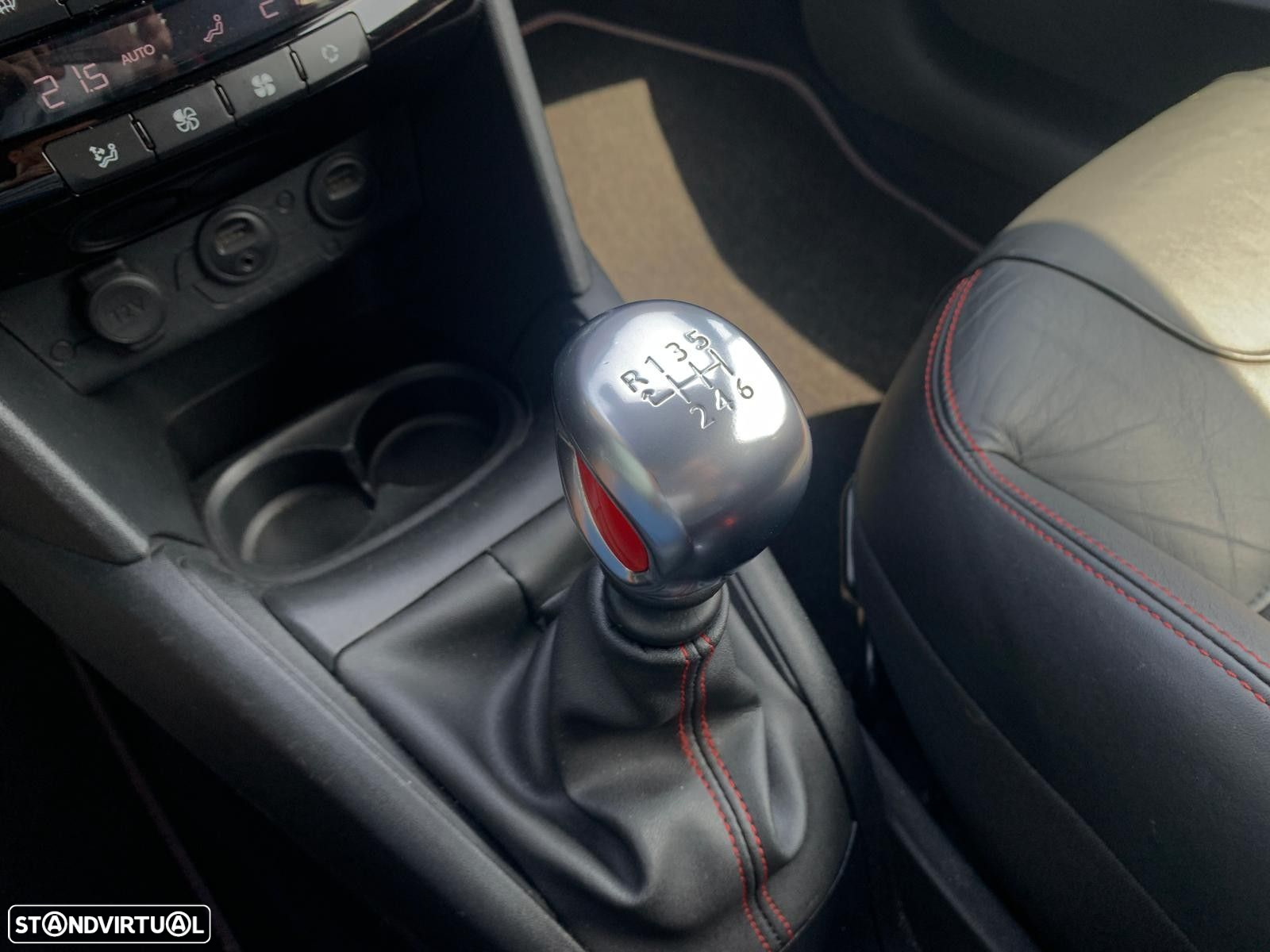 Peugeot 208 1.6 THP GTi - 27