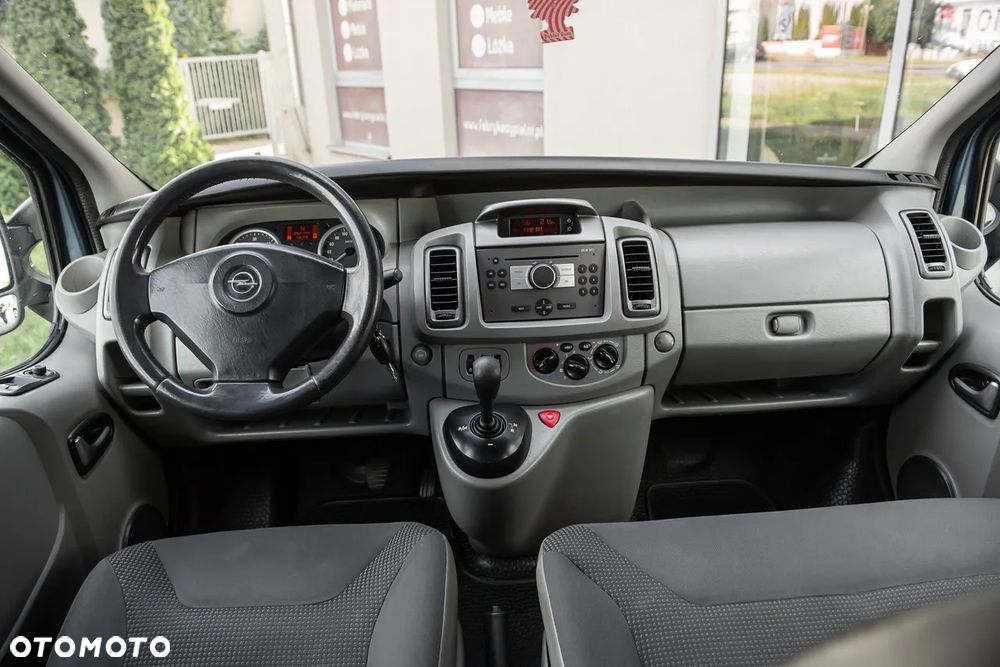 Opel Vivaro - 19