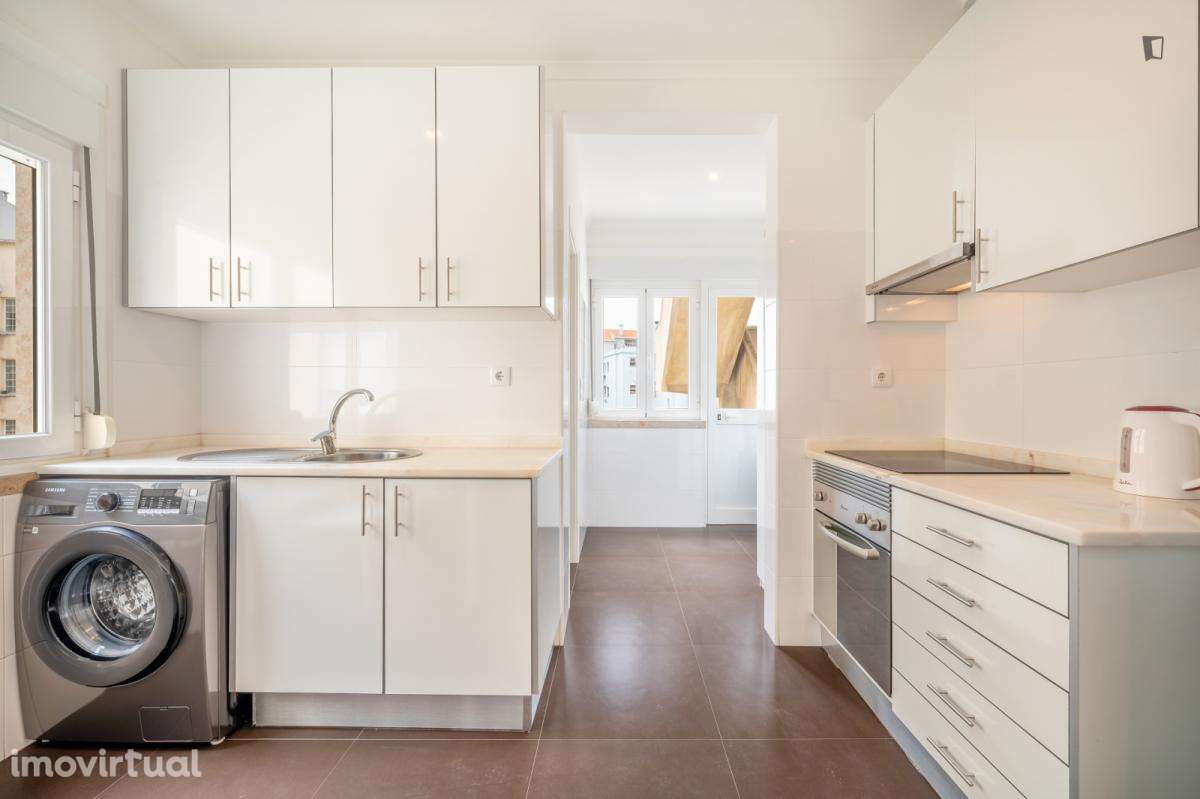 Quarto - localizado em Alameda Lisbon - Grande imagem: 4/21