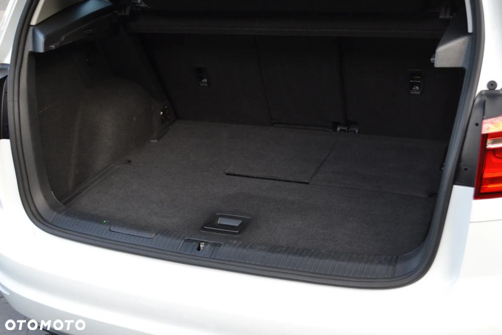 Volkswagen Golf Sportsvan - 14