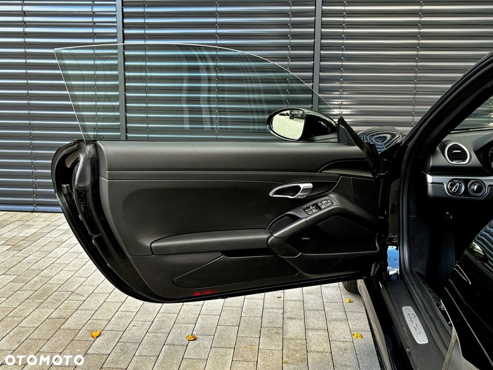 Porsche 718 Cayman - 20