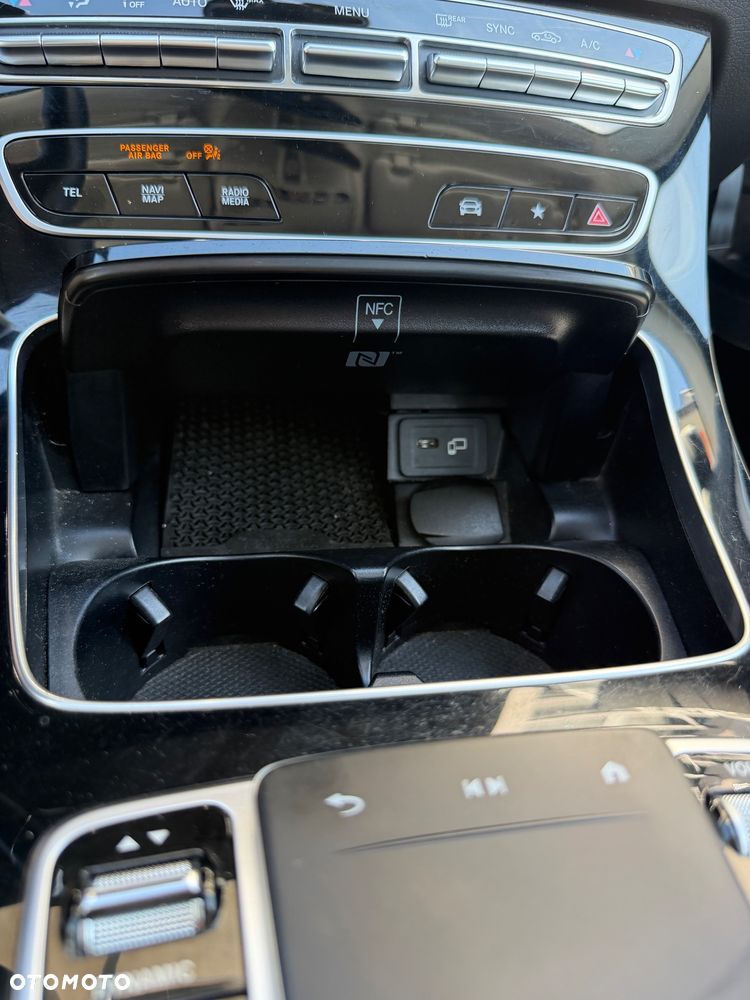 Mercedes-Benz Klasa E 220 d Avantgarde - 35