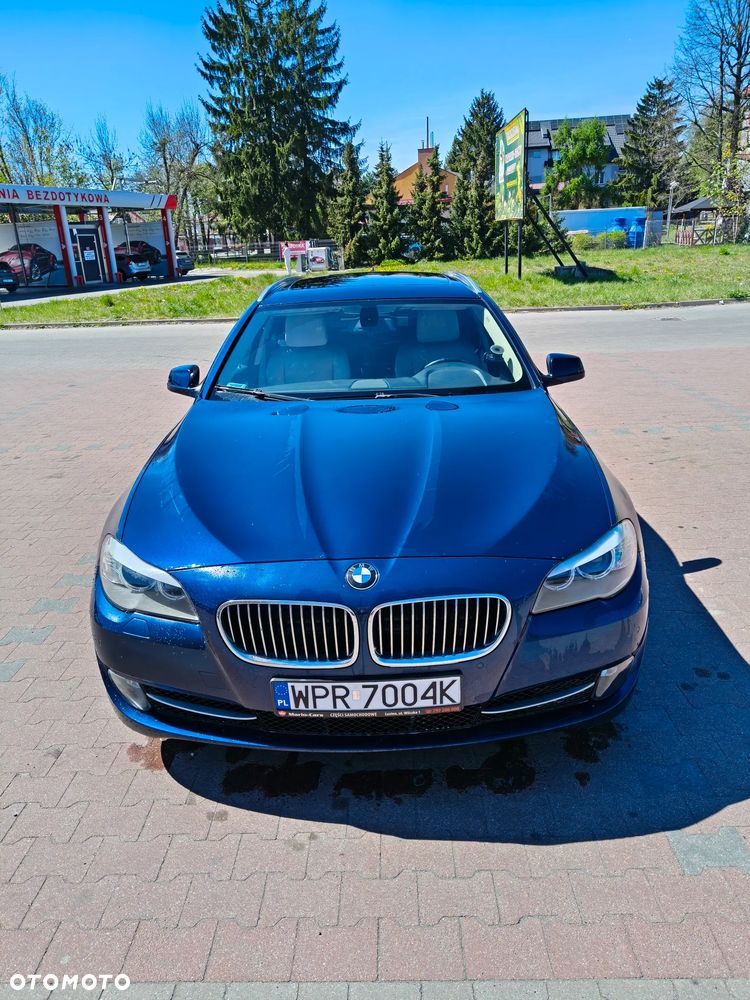 BMW Seria 5 528i Sport-Aut - 3