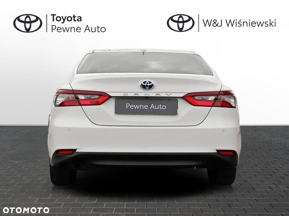 Toyota Camry 2.5 Hybrid Comfort CVT - 5