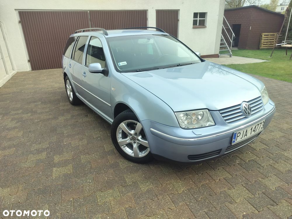 Volkswagen Bora Variant 2.0 - 7