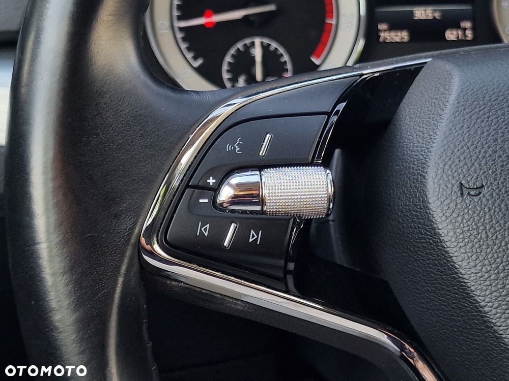 Skoda Superb 1.5 TSI Ambition - 26