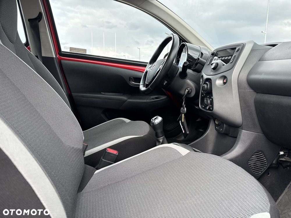 Toyota Aygo - 10