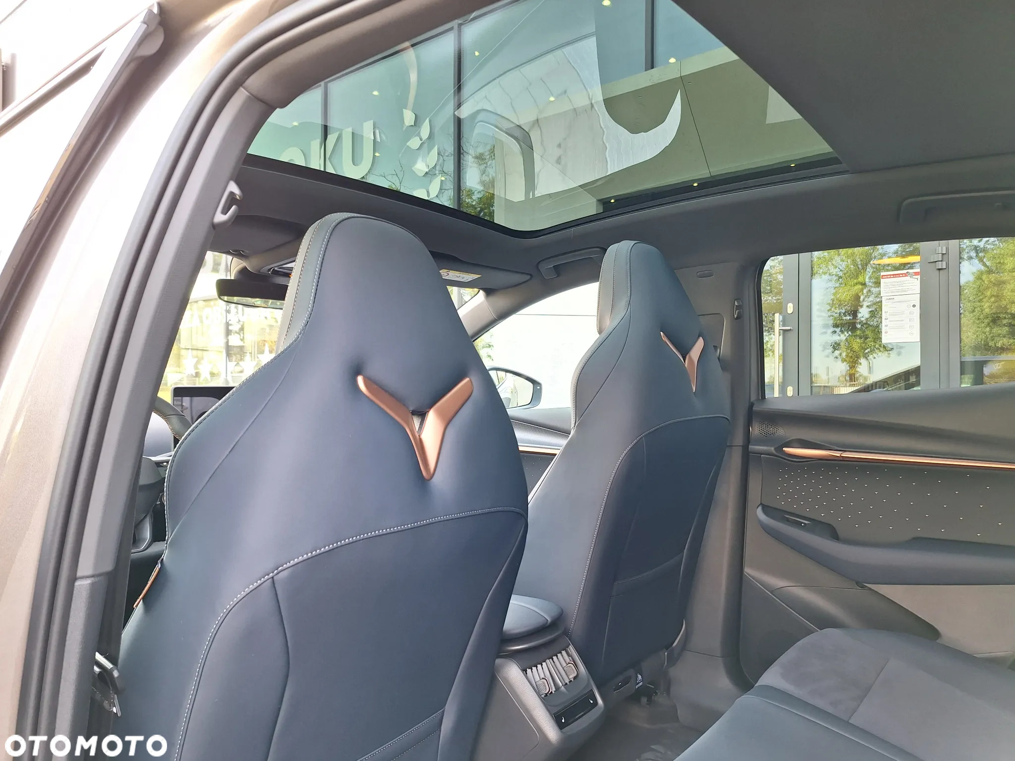 Cupra Tavascan 82kWh 4Drive VZ - 12