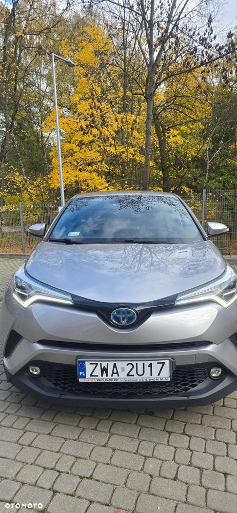 Toyota C-HR 1.8 Hybrid Prestige - 2