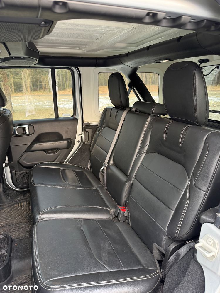 Jeep Wrangler - 7