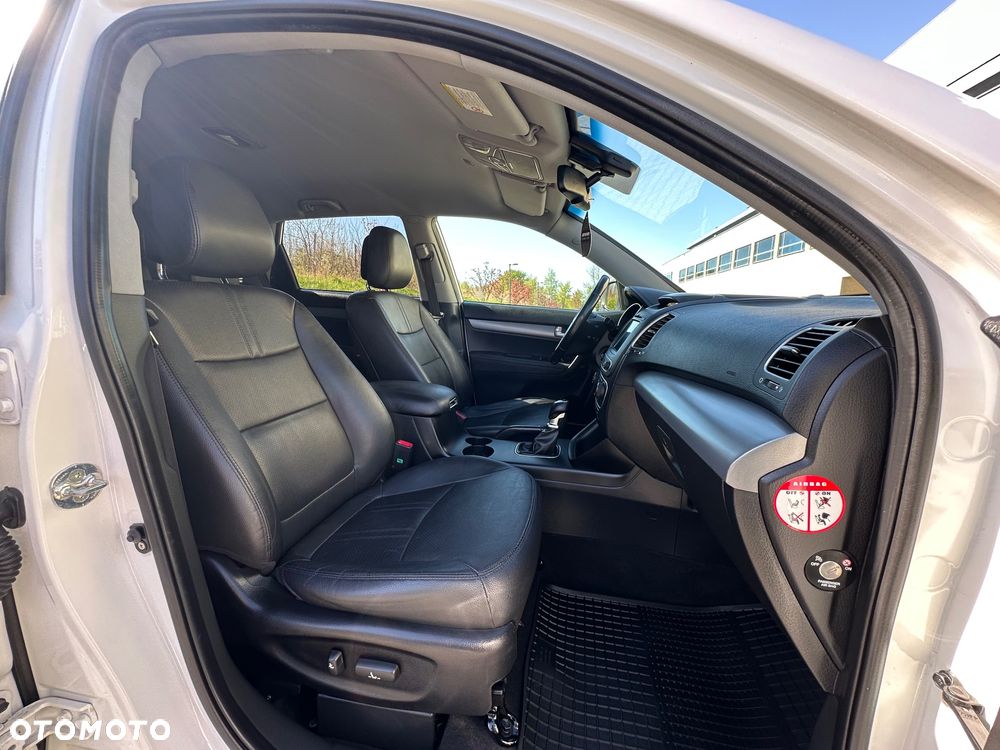 Kia Sorento 2.0 CRDi Voyage 2WD - 23