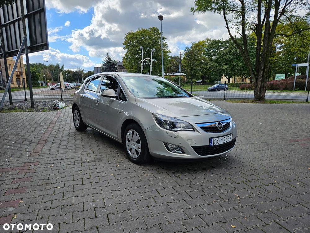 Opel Astra IV 1.7 CDTI Cosmo - 10