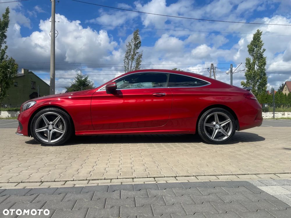 Mercedes-Benz Klasa C 300 7G-TRONIC AMG Line - 12