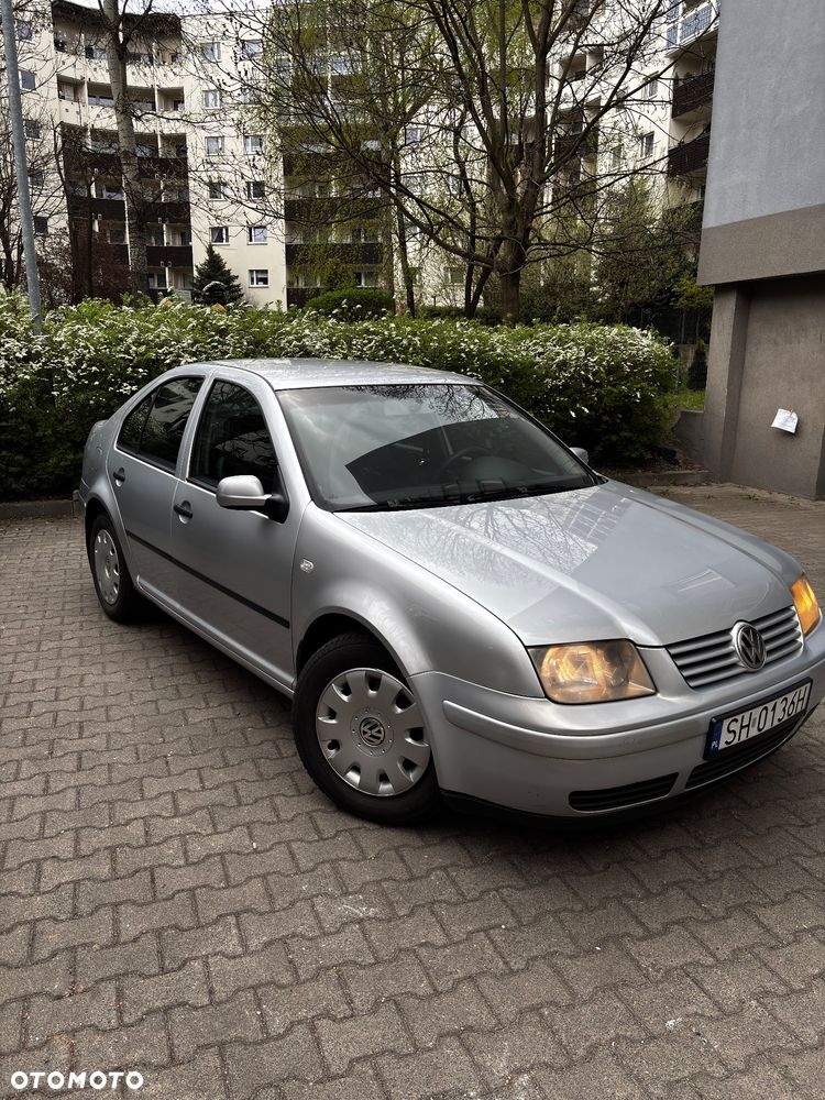 Volkswagen Bora 1.9 TDI - 1