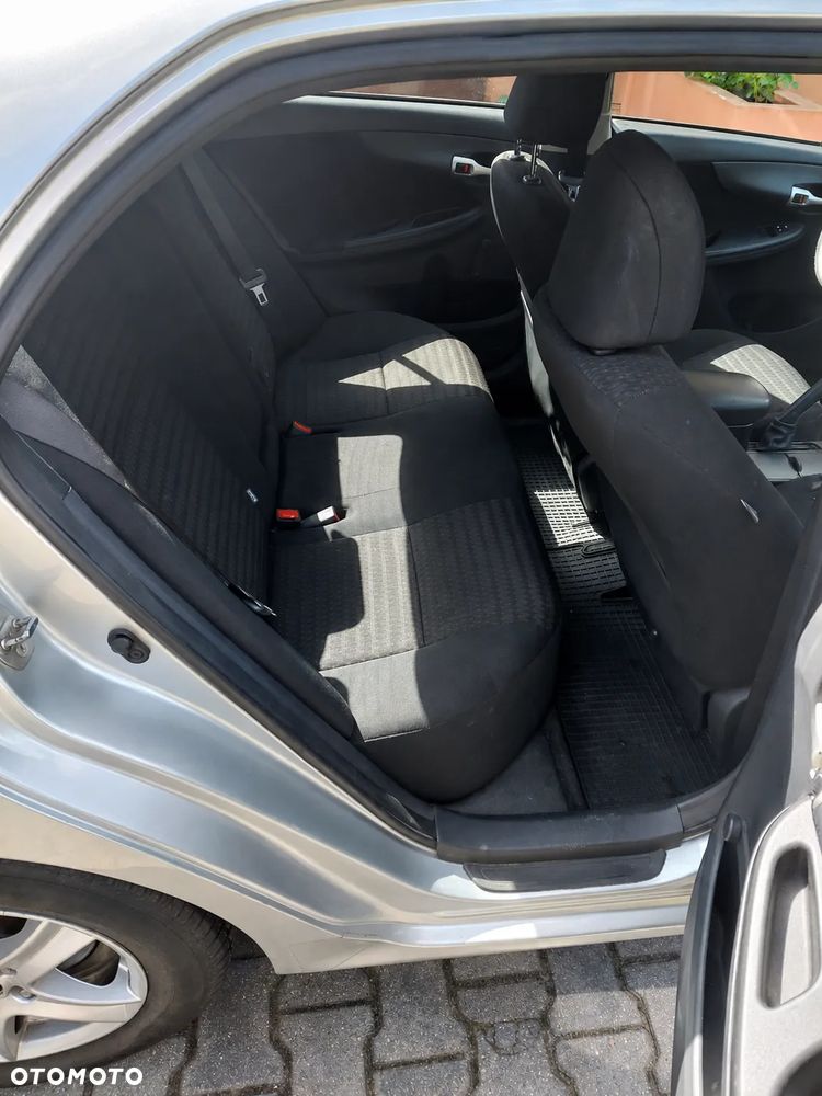 Toyota Corolla 1.6 Terra - 5