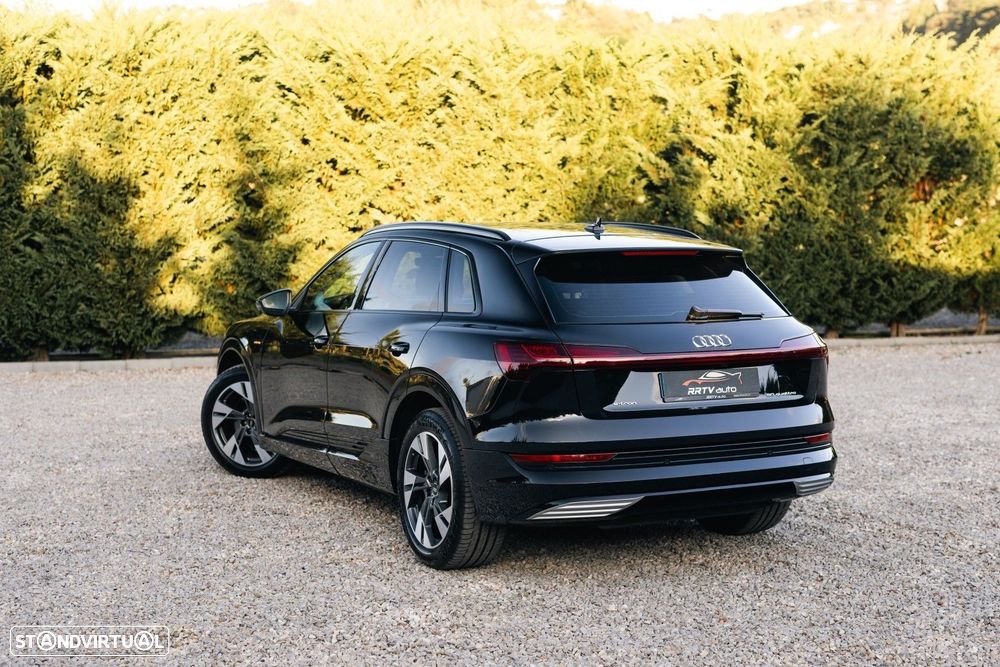 Audi e-tron 50 quattro S line - 11