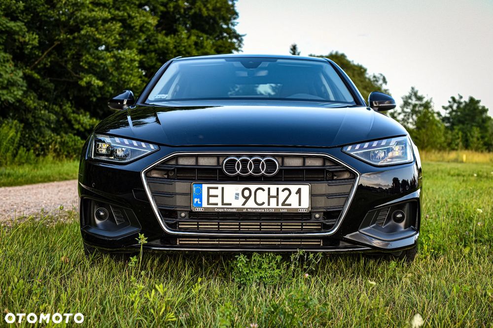 Audi A4 Limousine 35 TFSI mHEV S tronic - 1