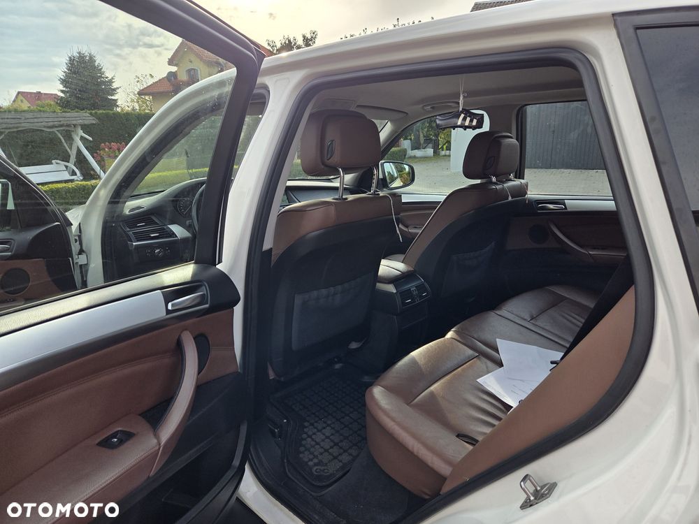 BMW X5 2011 photo 5