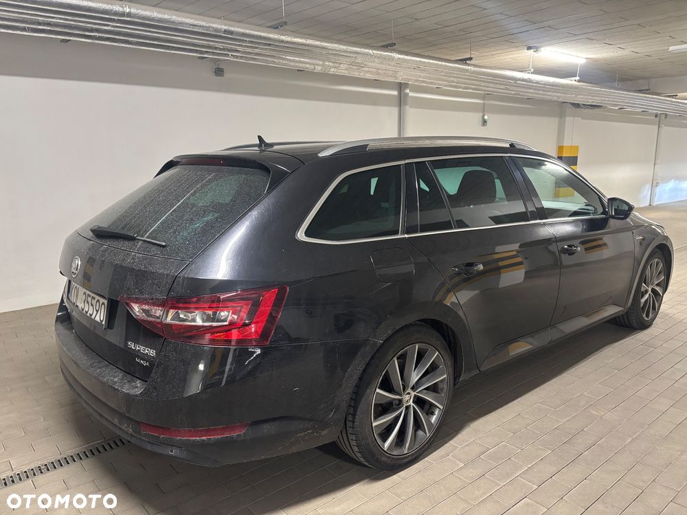 Skoda Superb 2.0 TDI 4x4 L&K DSG - 2