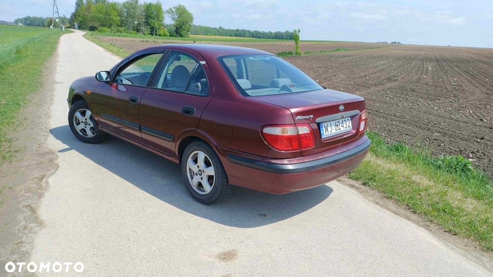Nissan Almera - 3