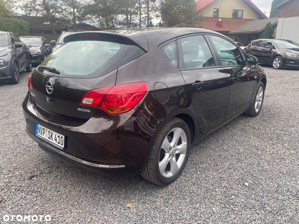 Opel Astra 1.4 Turbo Design Edition - 37