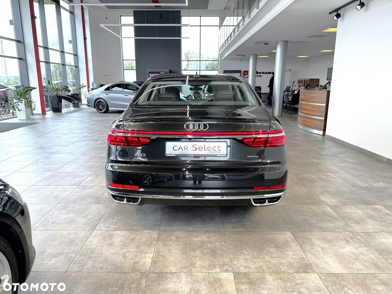 Audi A8 - 7