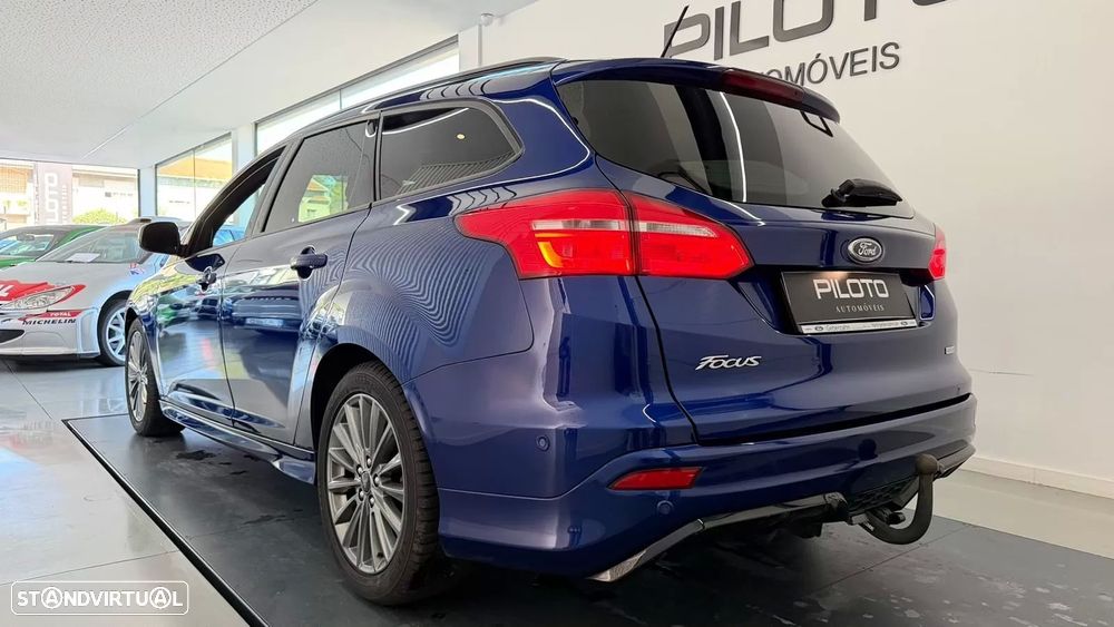 Ford Focus SW 1.0 EcoBoost ST-Line - 8