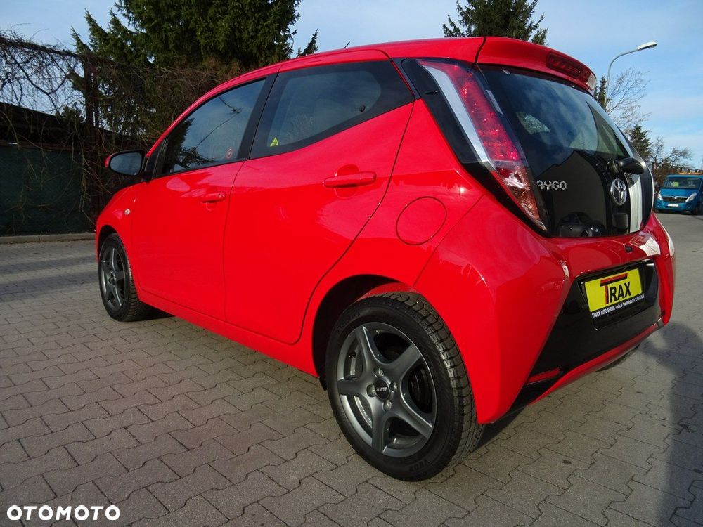 Toyota Aygo x-play Eco - 7