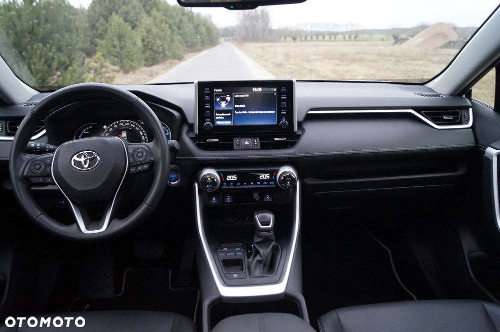 Toyota RAV4 - 11
