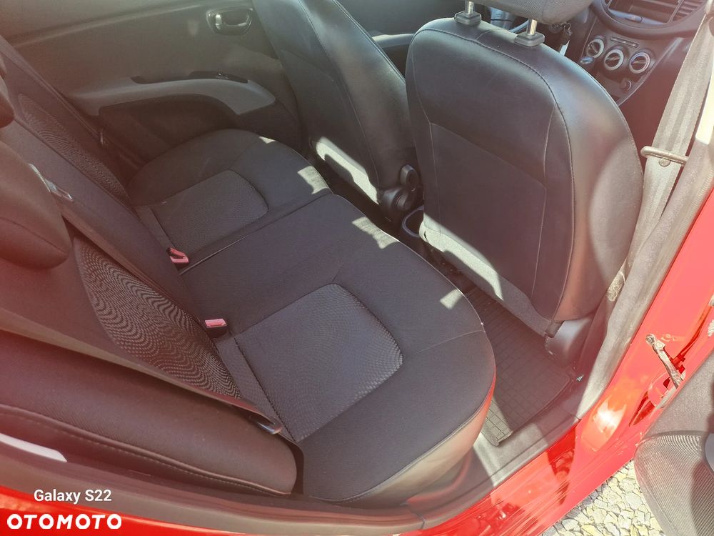 Hyundai i10 1.1 Comfort - 14