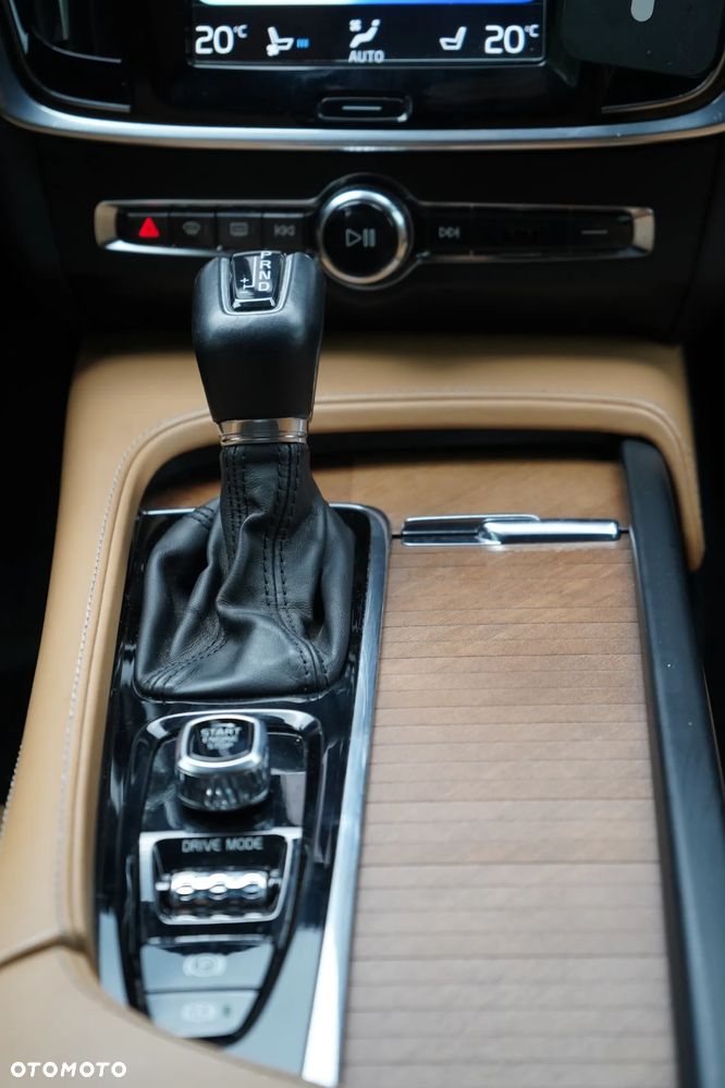 Volvo V90 D4 Inscription - 15