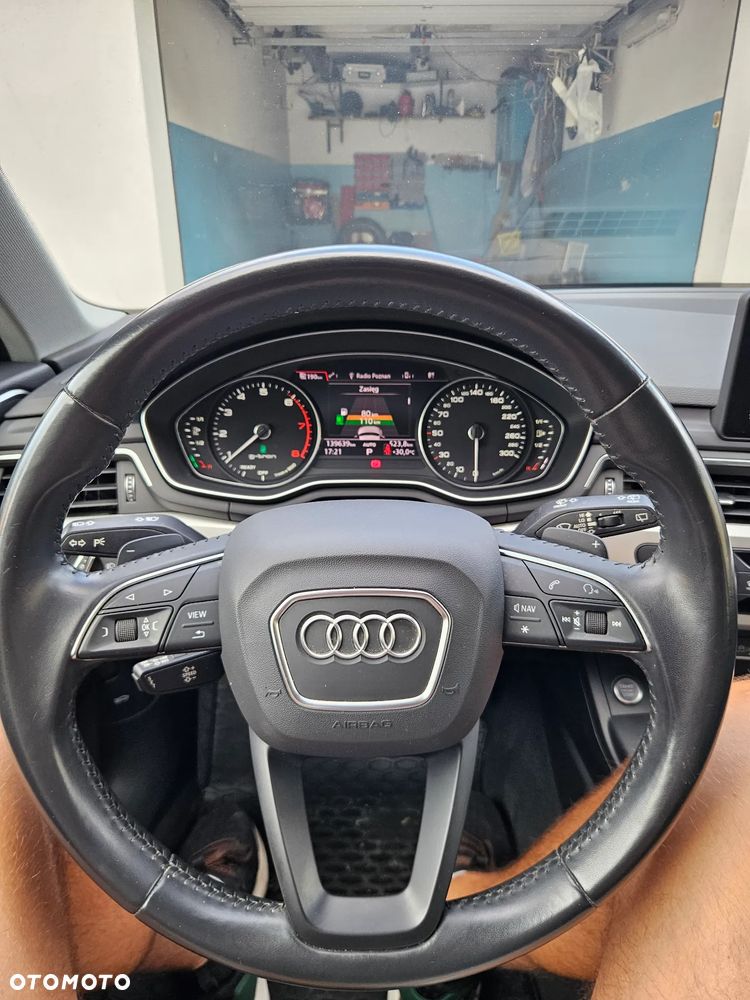 Audi A4 Avant 40 g-tron S tronic - 17