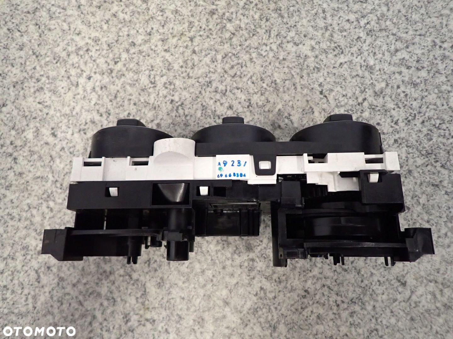 MITSUBISHI COLT 09-12 PANEL STEROWANIA NAWIEWEM - 4