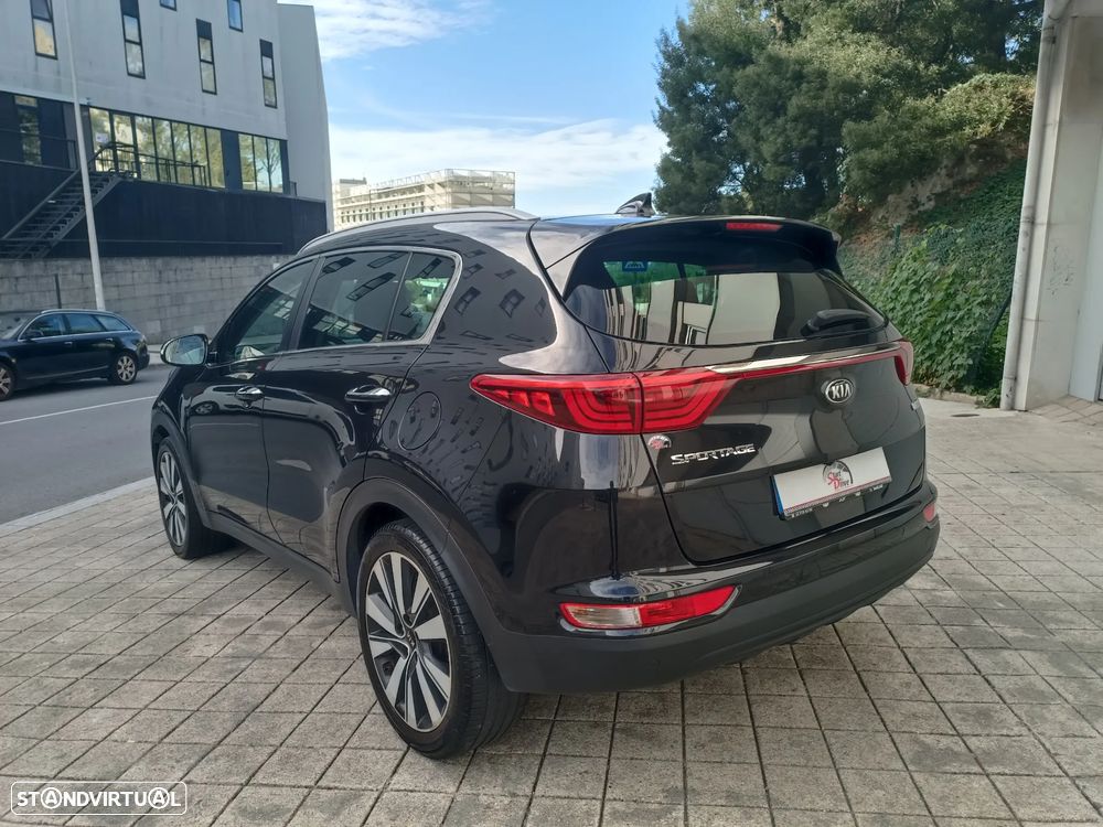 Kia Sportage 1.7 CRDi ISG TX Prime - 8