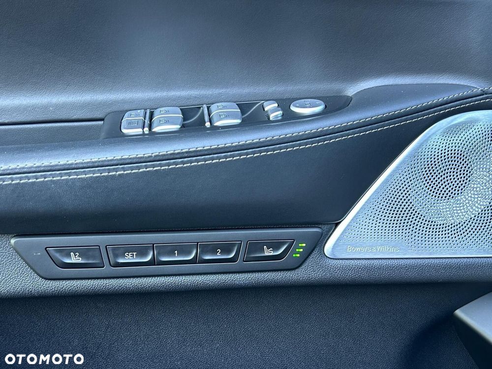 BMW Seria 7 750Ld xDrive - 19