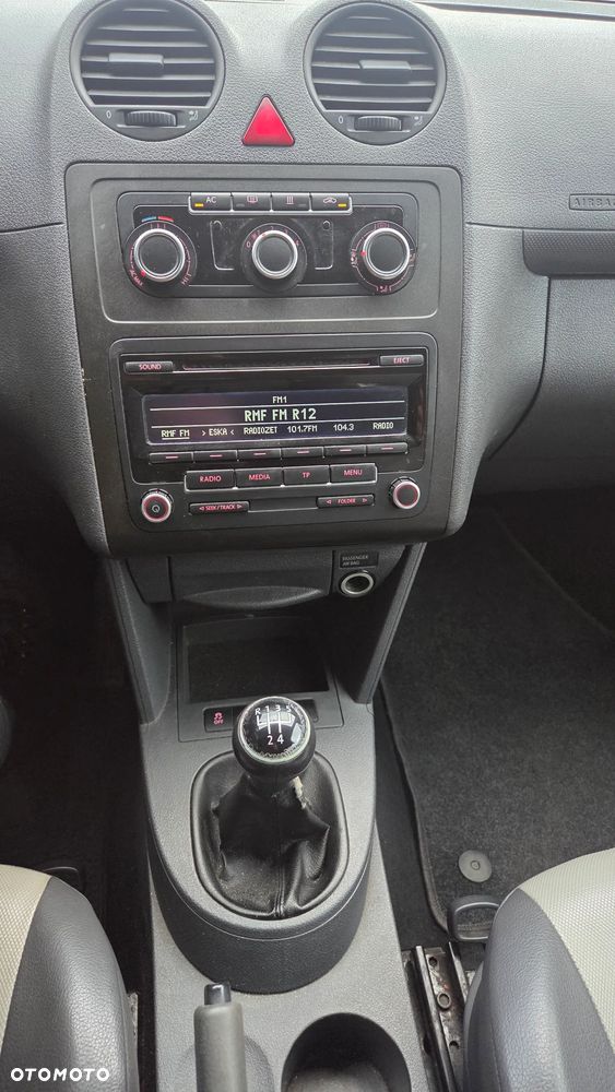 Volkswagen Caddy Maxi Comfortline BMT - 5