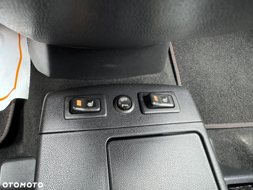 Mazda 5 2.0 Active - 21