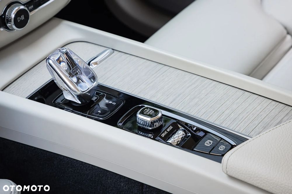 Volvo XC 60 B4 B Inscription - 28