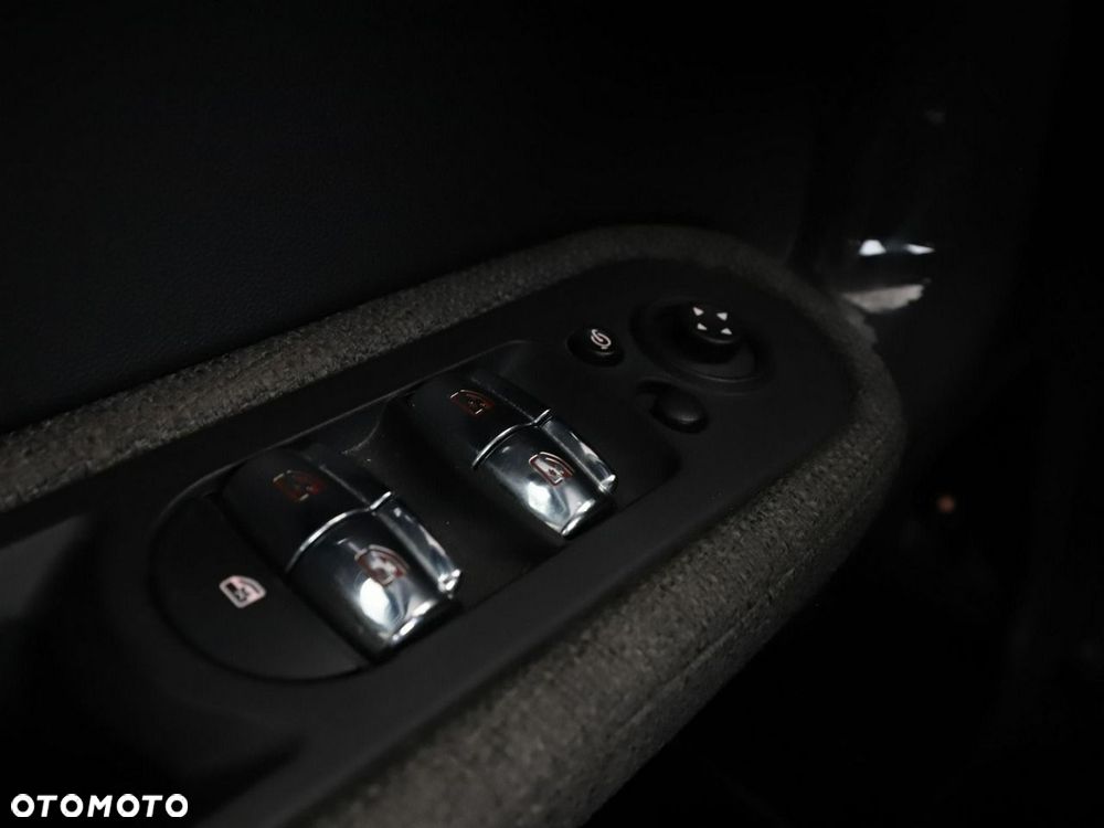 MINI Countryman Cooper S E All4 - 35