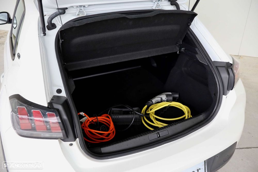 Peugeot e-208 50 kWh Active - 9