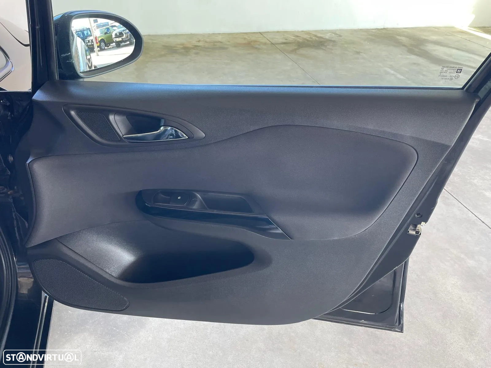 Opel Corsa 1.2 Enjoy - 24