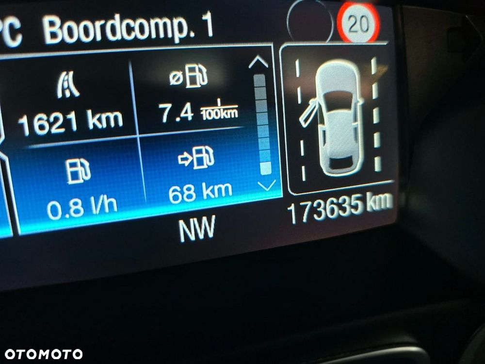 Ford Kuga - 8