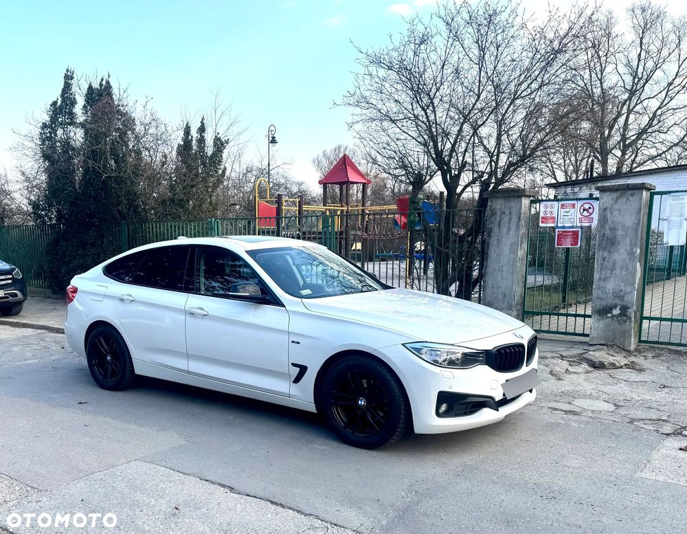 BMW Seria 3 320i Sport Line - 10