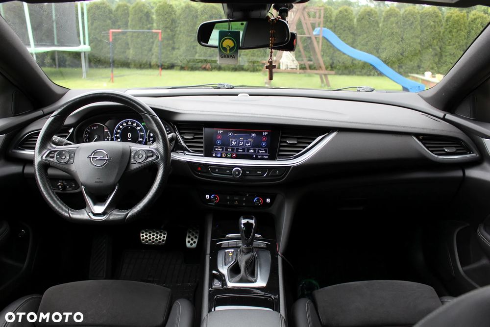 Opel Insignia - 20