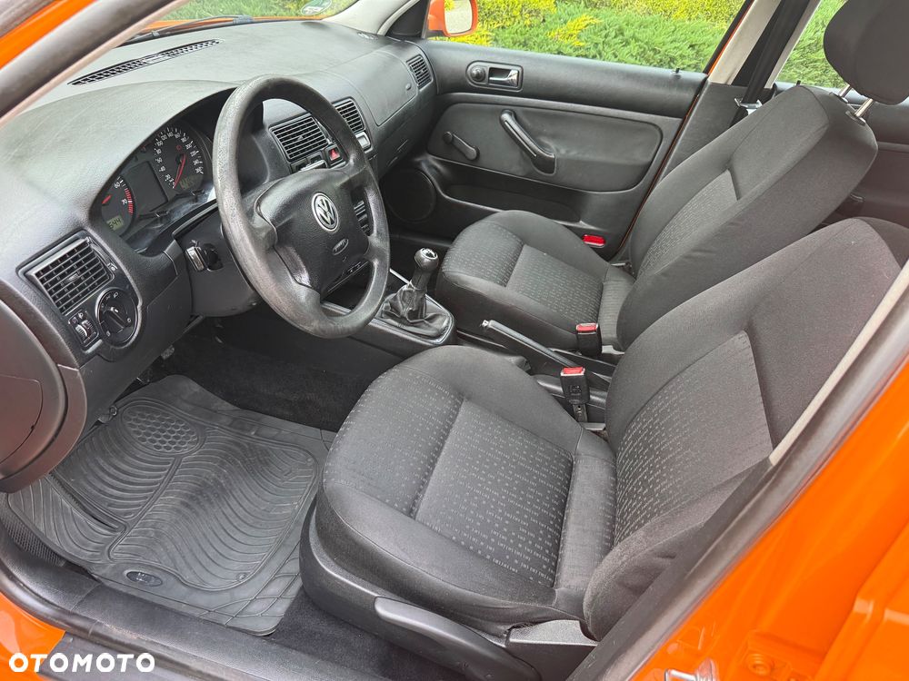 Volkswagen Golf 1.6 Basis - 14