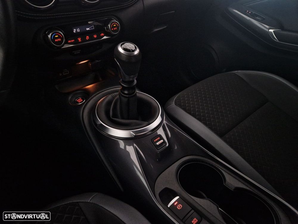 Nissan Juke 1.0 DIG-T N-Connecta NAV. - 17