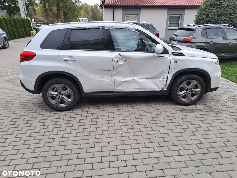 Suzuki Vitara 1.6 Premium 2WD - 6
